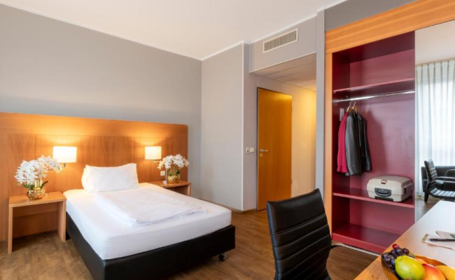 PLAZA Premium Koln