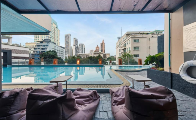 Golden Tulip Mandison Suites