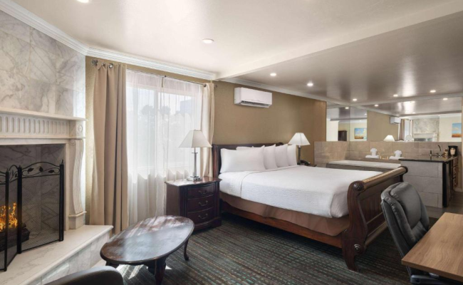 Days Inn by Wyndham Las Vegas Airport Near the Strip