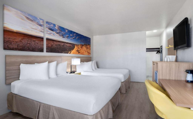 Days Inn by Wyndham Las Vegas Airport Near the Strip