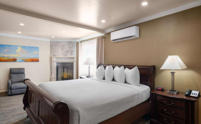 Days Inn by Wyndham Las Vegas Airport Near the Strip