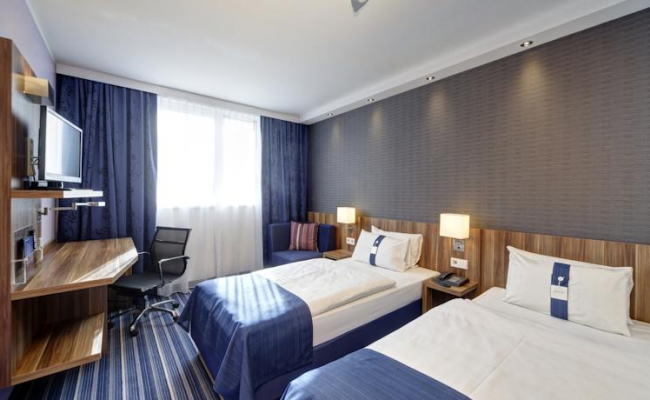 Holiday Inn Express Augsburg, an IHG Hotel