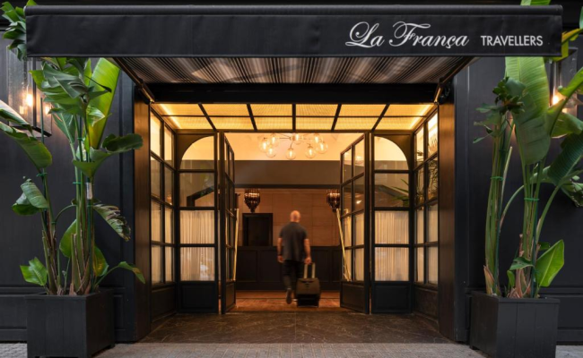La França Travellers Adults Only