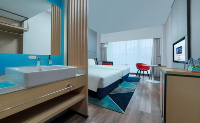 Holiday Inn Express Shenzhen Longhua, an IHG Hotel