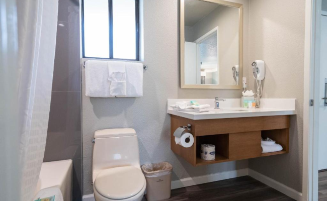 Alexis Park All Suite Resort