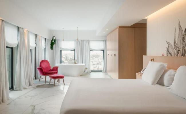 45 Times Barcelona Hotel