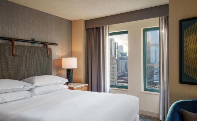 Sheraton Grand Chicago Riverwalk