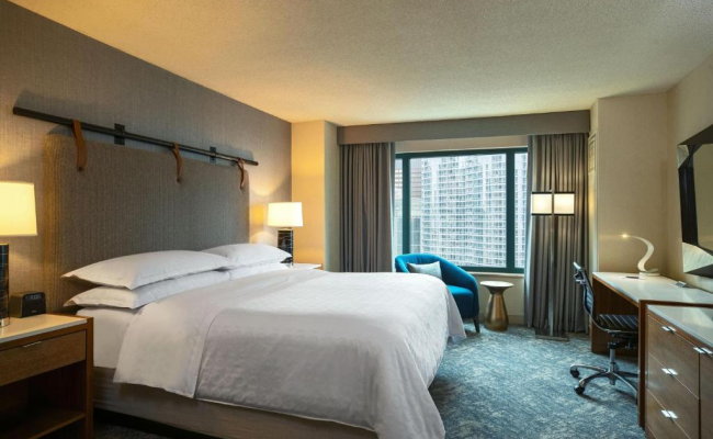 Sheraton Grand Chicago Riverwalk