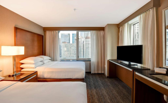 Embassy Suites by Hilton Chicago Downtown Magnificent Mile