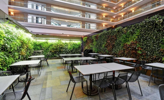 Embassy Suites by Hilton Chicago Downtown Magnificent Mile