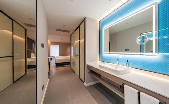 Holiday Inn Express Shanghai Expo Centre, an IHG Hotel