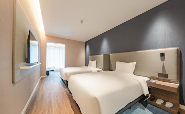 Holiday Inn Express Shanghai Expo Centre, an IHG Hotel