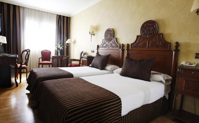 Salles Hotel Pere IV