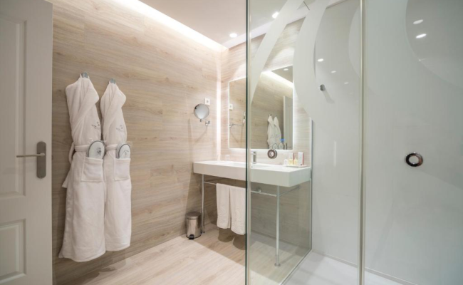 Salles Hotel Pere IV
