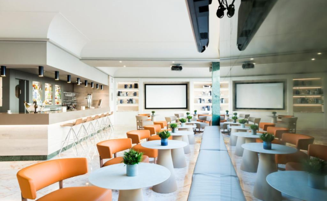 Salles Hotel Pere IV