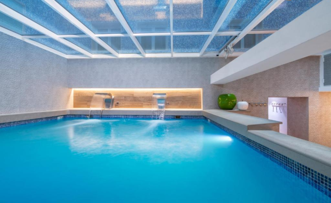 Salles Hotel Pere IV