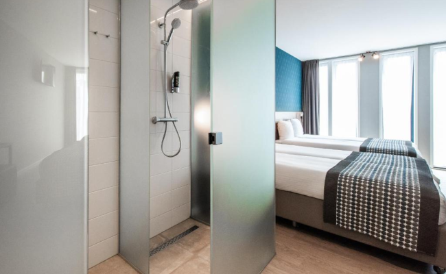 Melrose Hotel