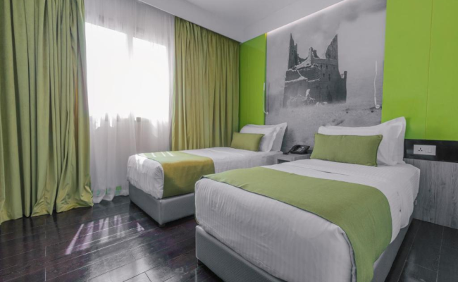 Super 8 Hotel Al Riyadh by Wyndham