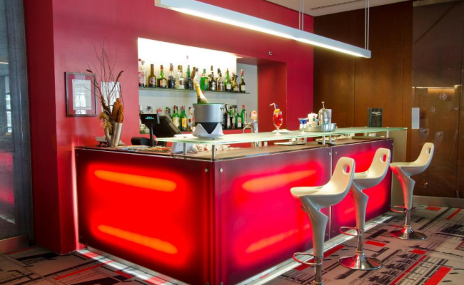 VIP Executive Arts Hotel