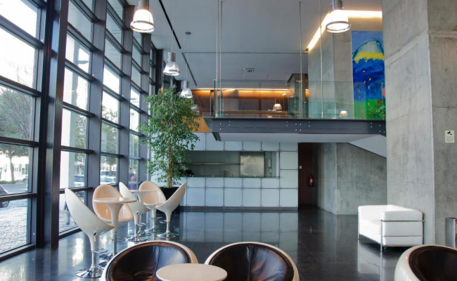 VIP Executive Arts Hotel