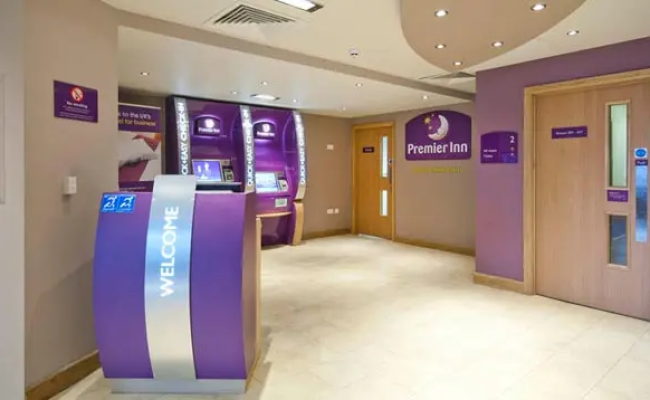 PREMIER INN EDINBURGH (PRINCES STREET)