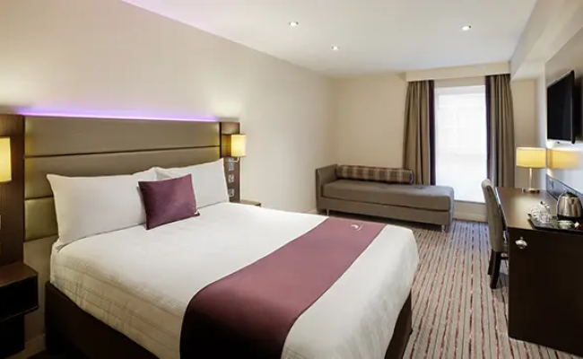 PREMIER INN EDINBURGH (PRINCES STREET)