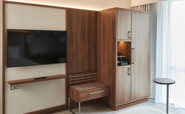Courtyard by Marriott London City Airport