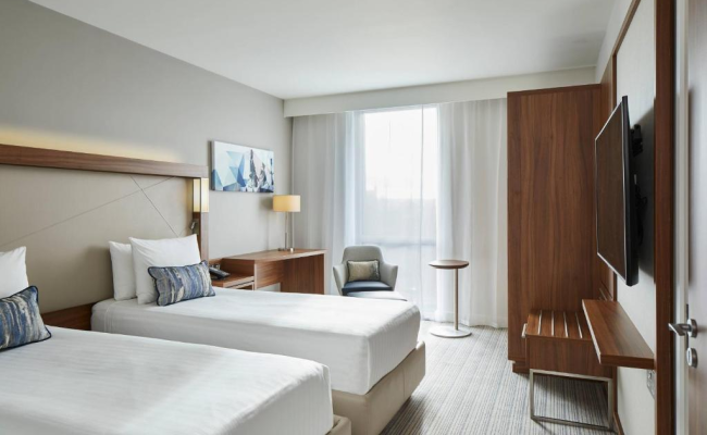 Courtyard by Marriott London City Airport