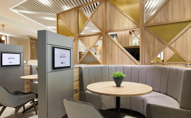 Courtyard by Marriott London City Airport