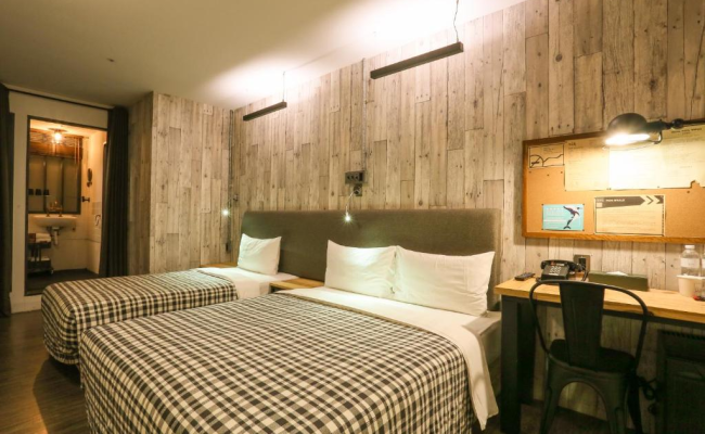 Hotel PaPa Whale
