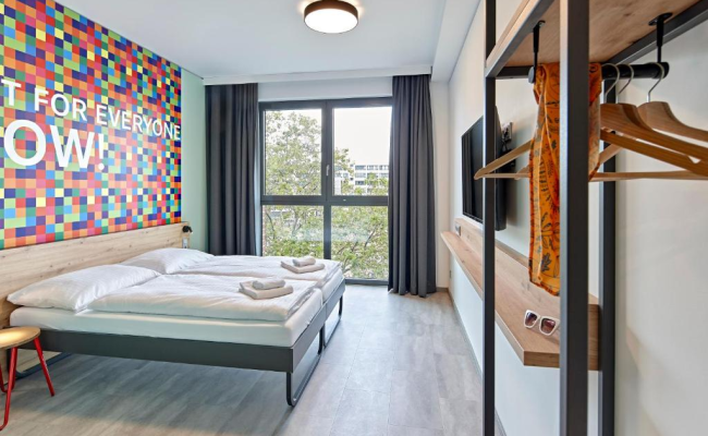 MEININGER Hotel Köln West