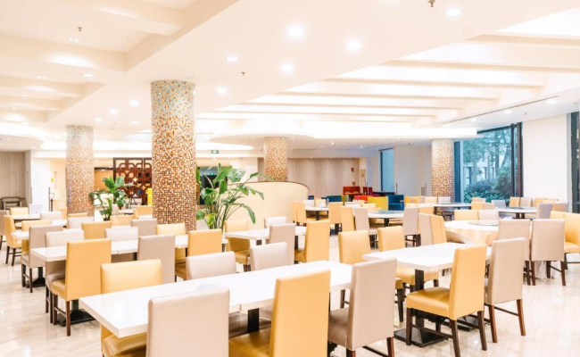 Holiday Inn Express Shanghai Putuo, an IHG Hotel