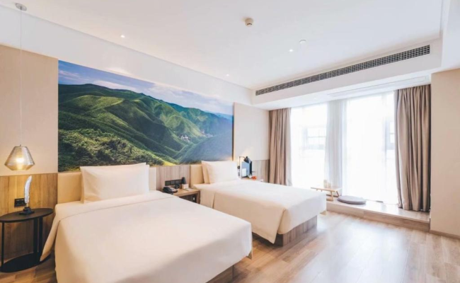 Atour Hotel (Shanghai Hongqiao National Convention & Exhibition Center, Minbei Road)