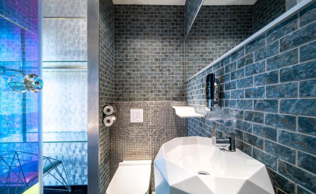 Diamond Capsule Hotel Amsterdam South