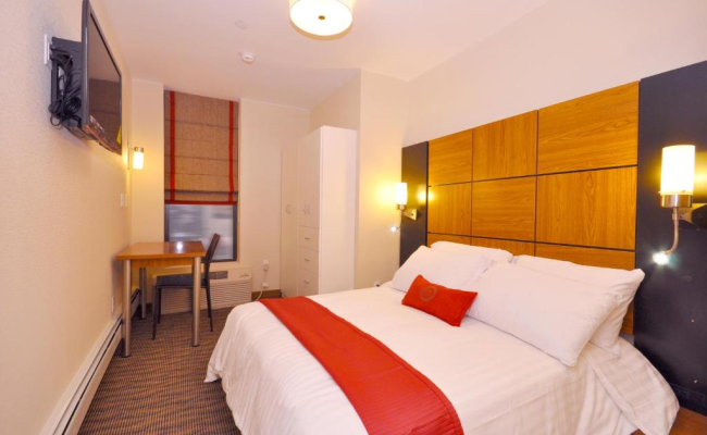 Hotel Five44