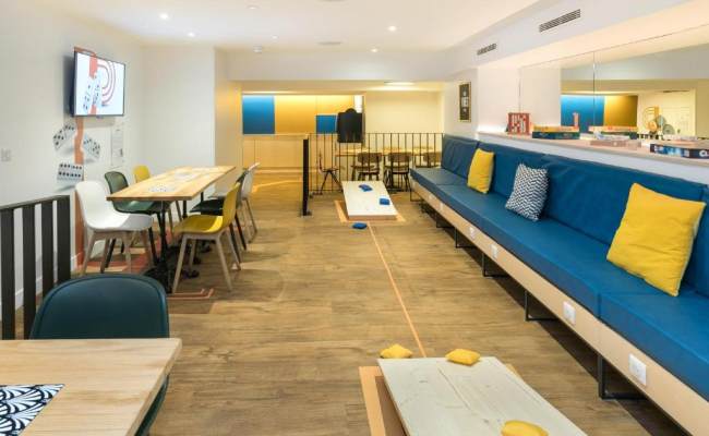 Hotel The Playce by Happyculture