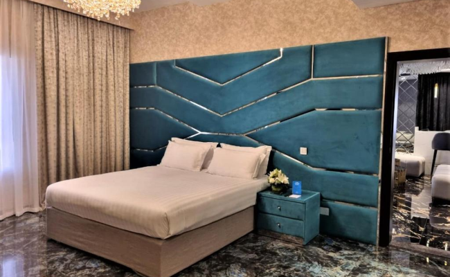 Majestic City Retreat Hotel
