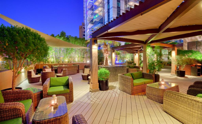Majestic City Retreat Hotel