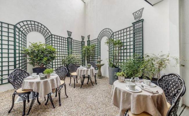 Villa Eiffel Mademoiselle