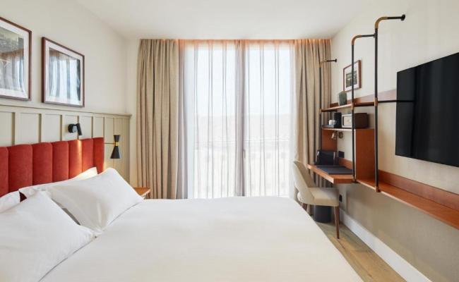 Via Sants Hotel Barcelona, Tapestry Collection By Hilton