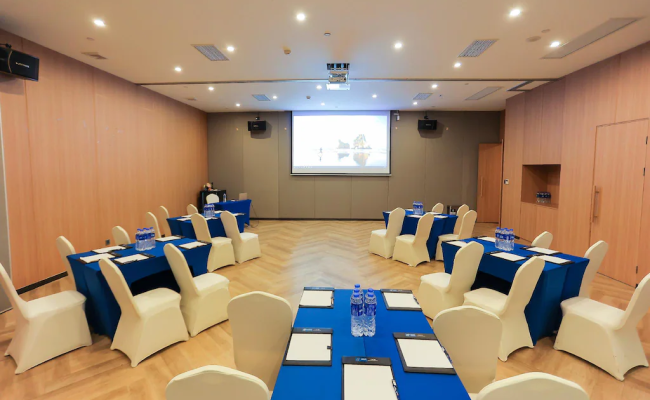 Holiday Inn Express Shanghai Xuhui Binjiang