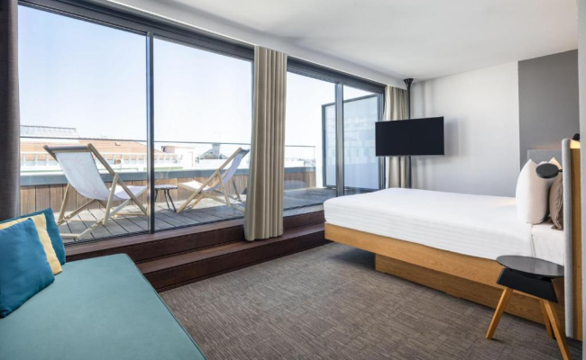 Moxy Lisbon City