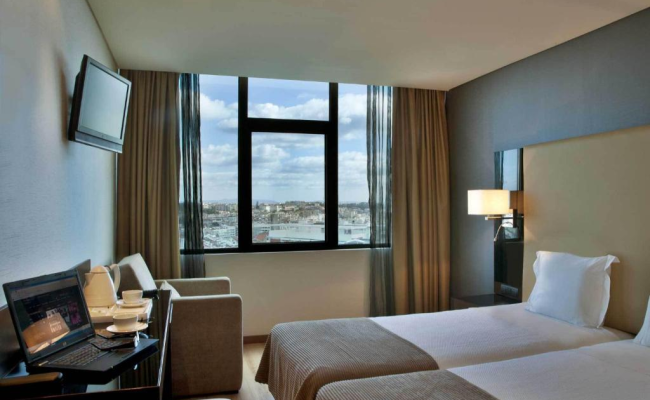 TURIM Alameda Hotel