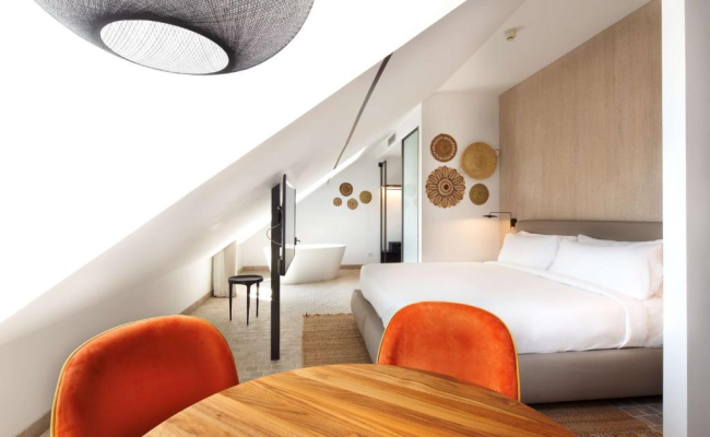 Atocha Hotel Madrid, Tapestry Collection by Hilton