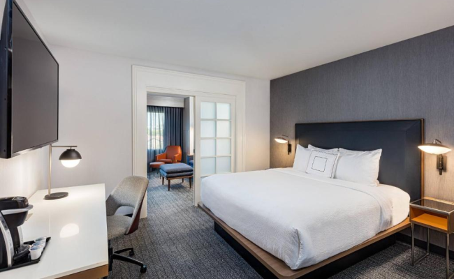 Courtyard by Marriott Anaheim Resort/Convention Center