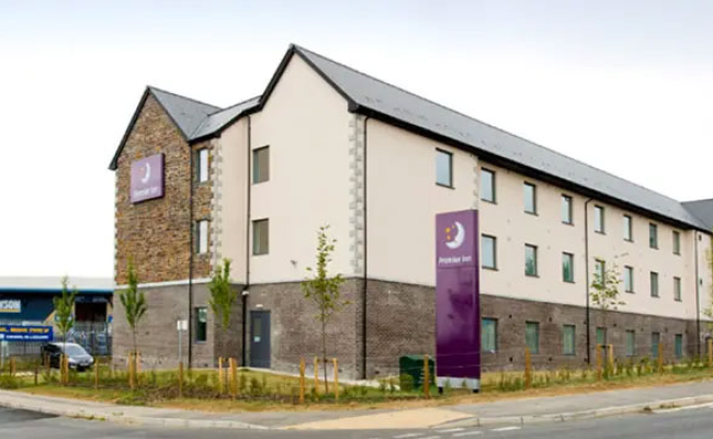 Premier Inn Wadebridge hotel