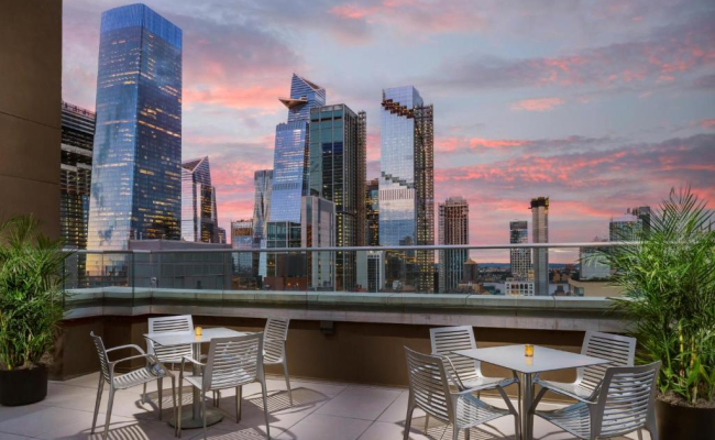 DoubleTree by Hilton New York Times Square South