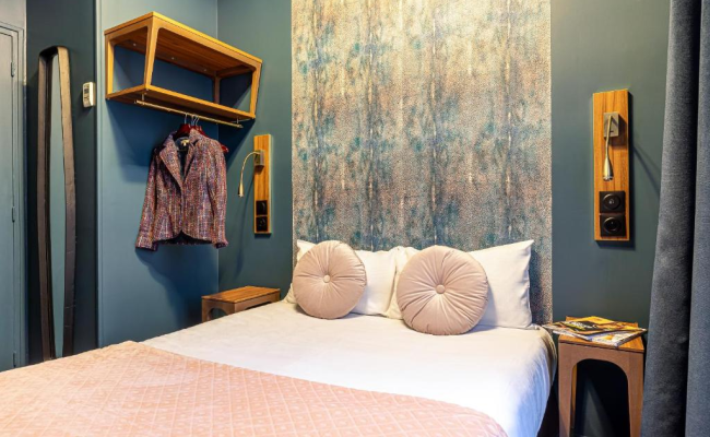 Hotel Glasgow Monceau by Patrick Hayat