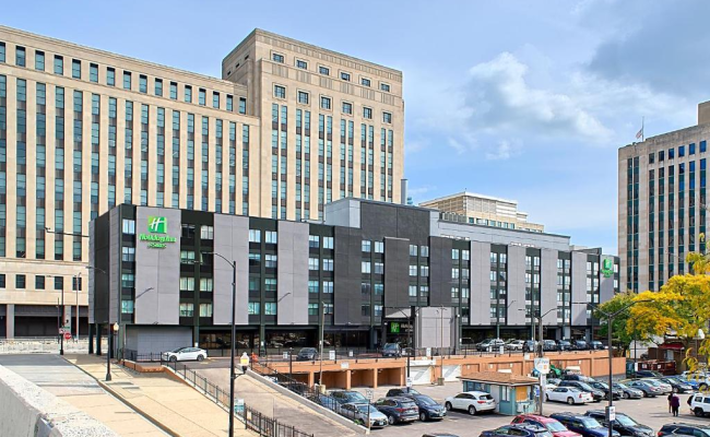 Holiday Inn Hotel & Suites Chicago - Downtown by IHG