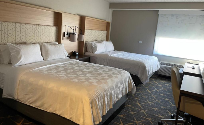 Holiday Inn Hotel & Suites Chicago - Downtown by IHG